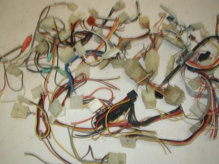 Lot Of 50 Used Wire Connectors (Item #19) $9.99