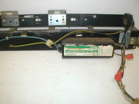 Rowe R 88 Jukebox Speaker Door Lamp And Lock Mechanism Bracket (Item #89) (Image 2)