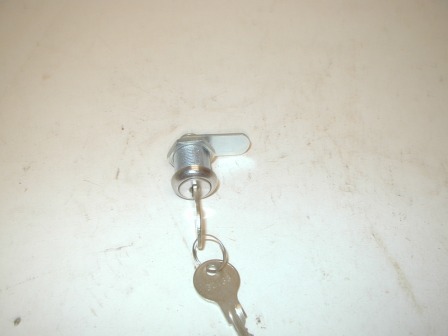 Used 7/8 Lock With 2 Keys (Item #5) $2.99
