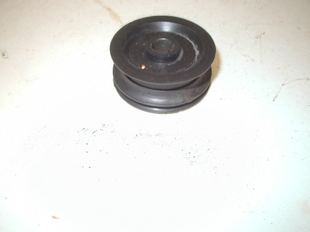 Unkown Model Crane - Gantry Pulley with Set Screw (1 15/16 Diameter / 3/8 Center Hole / 3/4 Wide) (Item #453) $7.99