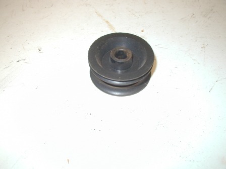 Unkown Model Crane - Gantry Pulley with Set Screw (1 15/16 Diameter / 3/8 Center Hole / 3/4 Wide) (Item #455) $7.99