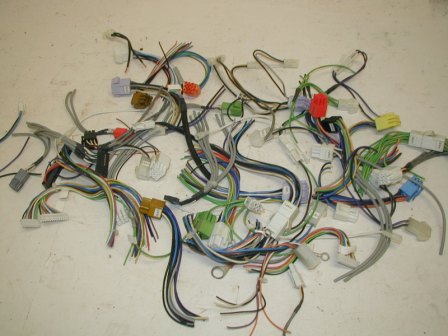 Lot Of 50 Used Wire Connectors (Item #1) $9.99