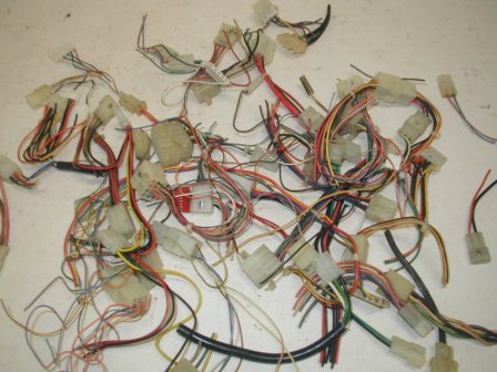 Lot Of 50 Used Wire Connectors (Item #12) $9.99