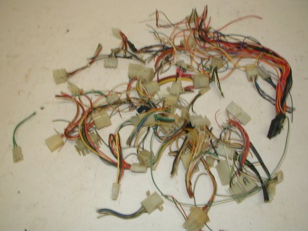 Lot Of 50 Used Wire Connectors (Item #3) $9.99