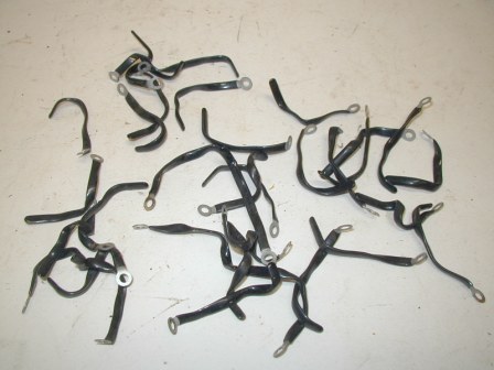 Metal Twist Type Cable Clamps (Lot Of 34) (Item #1) $9.99