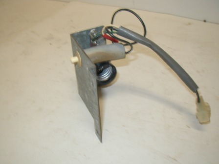 Rowe R83 Jukebox Cabinet Light On Bracket With Momentary Switch (Item #10) $14.99